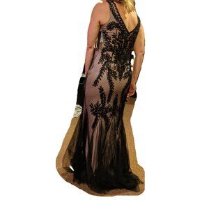 Betsy & Adam Size 10 Black Lace Evening Gown